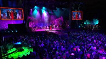 Screenshot 2 from The Hocus Pocus 25th Anniversary Halloween Bash (Full Movie)