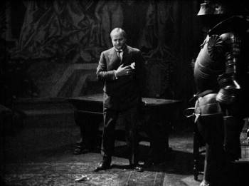 Screenshot 3 from The Hound of the Baskervilles (Full Movie)