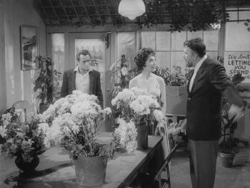 Screenshot 2 from The Little Shop of Horrors (Full Movie)