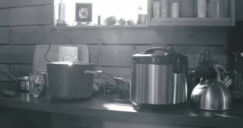 Screenshot 2 from The Lonely Man with the Ghost Machine (Full Movie)