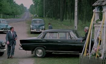Screenshot 2 from The Looking Glass War (Full Movie)