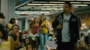 Screenshot 2 from The Lucky Ones (Full Movie)