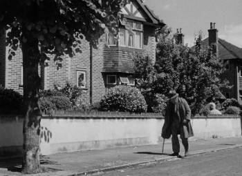 Screenshot 1 from The Magnet (Full Movie)