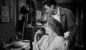 Screenshot 3 from The Man with the Golden Arm (Full Movie)