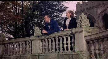 Screenshot 1 from The Oblong Box (Full Movie)