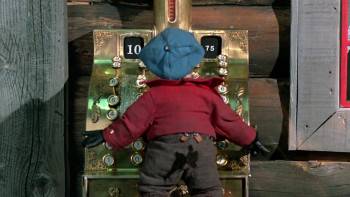 Screenshot 3 from The Pinchcliffe Grand Prix (Full Movie)