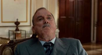 Screenshot 2 from The Pink Panther 2 (Full Movie)