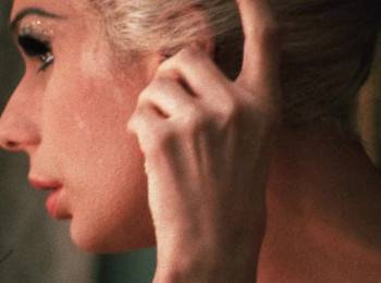 Screenshot 2 from The Queen (Full Movie)