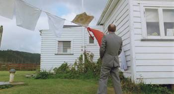 Screenshot 3 from The Quiet Earth (Full Movie)