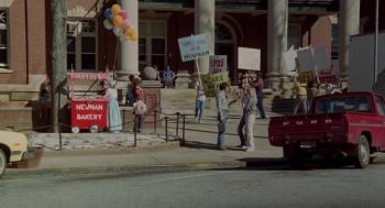 Screenshot 3 from The Sheriff and the Satellite Kid (Full Movie)