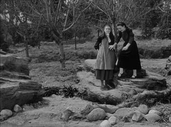 Screenshot 1 from The Song of Bernadette (Full Movie)