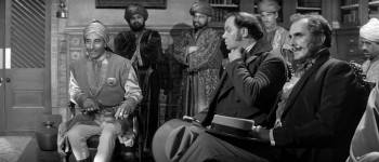 Screenshot 3 from The Stranglers of Bombay (Full Movie)