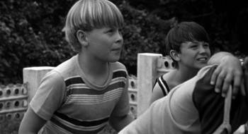 Screenshot 3 from The Sum of Us (Full Movie)