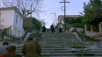 Screenshot 3 from The Travelling Players (Full Movie)