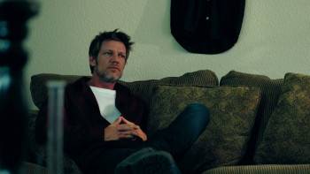 Screenshot 3 from The Zombie Apocalypse in Apartment 14F (Full Movie)
