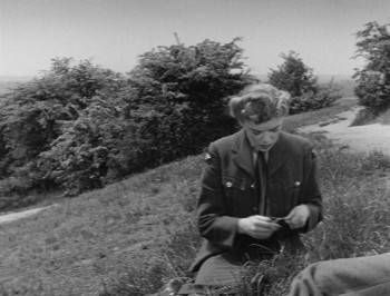 Screenshot 2 from They Came to a City (Full Movie)