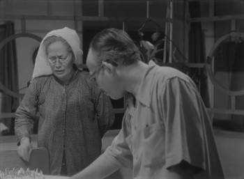 Screenshot 2 from Tiga Dara (Full Movie)