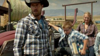 Screenshot 3 from Timber the Treasure Dog (Full Movie)