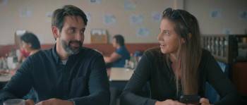 Screenshot 3 from To Fall in Love (Full Movie)