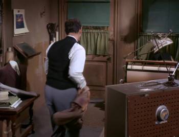 Screenshot 3 from To Trap a Spy (Full Movie)