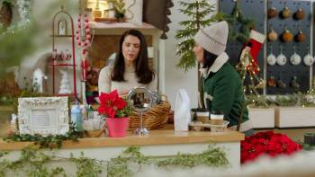 Screenshot 2 from Trading Up Christmas (Full Movie)