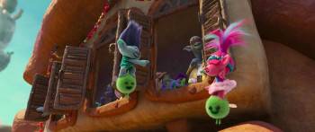 Screenshot 3 from Trolls Band Together (Full Movie)