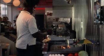 Screenshot 1 from Twins (Full Movie)
