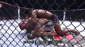 Screenshot 1 from UFC 284: Makhachev vs. Volkanovski (Full Movie)
