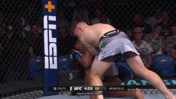 Screenshot 2 from UFC 284: Makhachev vs. Volkanovski (Full Movie)