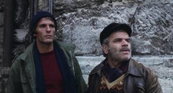 Screenshot 1 from Un uomo in ginocchio (Full Movie)