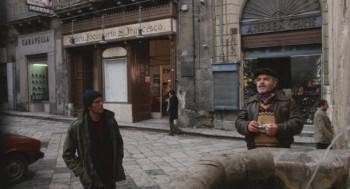 Screenshot 3 from Un uomo in ginocchio (Full Movie)