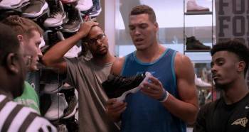 Screenshot 2 from Uncle Drew (Full Movie)