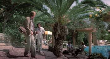 Screenshot 1 from Under Fire (Full Movie)