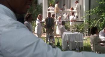 Screenshot 1 from Undercover Blues (Full Movie)