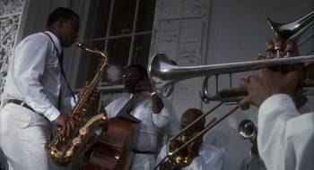 Screenshot 2 from Undercover Blues (Full Movie)
