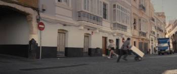 Screenshot 2 from Undercover Wedding Crashers (Full Movie)