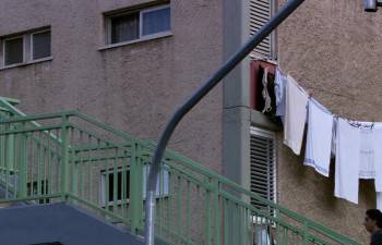 Screenshot 1 from Ve'Lakhta Lehe Isha (Full Movie)