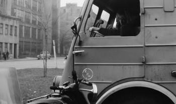Screenshot 1 from Walkover (Full Movie)