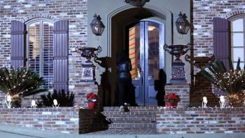 Screenshot 1 from What She Wants for Christmas (Full Movie)