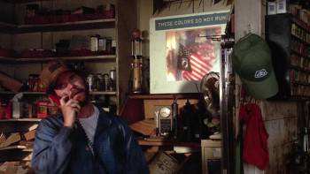 Screenshot 3 from Witless Protection (Full Movie)