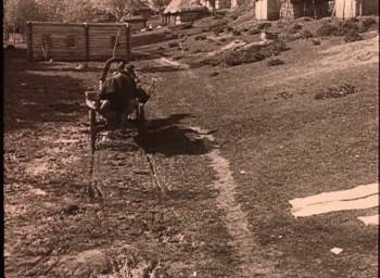 Screenshot 2 from Women of Ryazan (Full Movie)