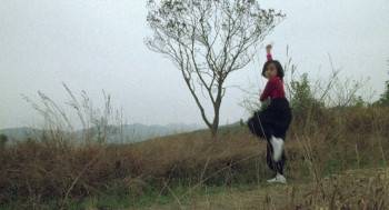 Screenshot 1 from Women on the Run (Full Movie)