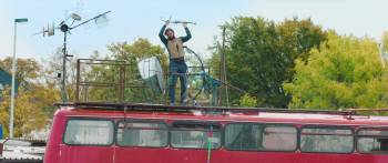 Screenshot 3 from Wow! Nachricht aus dem All (Full Movie)