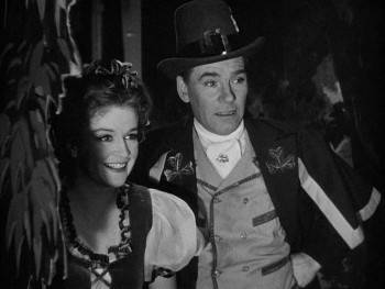 Screenshot 3 from Yankee Doodle Dandy (Full Movie)