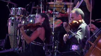 Screenshot 1 from Yanni: Live at El Morro (Full Movie)