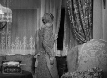 Screenshot 1 from You're Telling Me! (Full Movie)