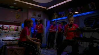 Screenshot 2 from Zenon: Girl of the 21st Century (Full Movie)